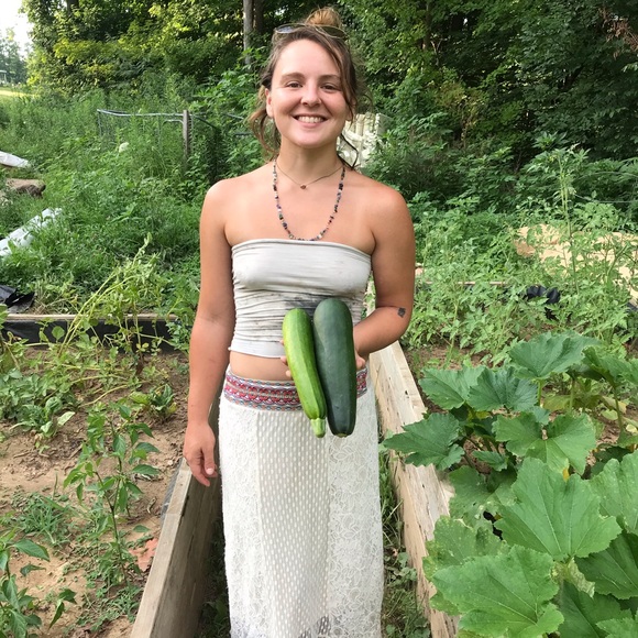 Meet your Posher, Anna - Picture 4 of 14